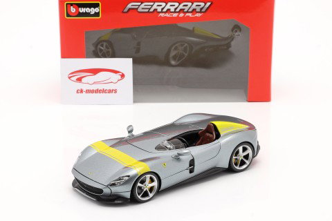 Ferrari Monza SP1 Année de construction 2019 gris métallique / Jaune 1:24 Bburago