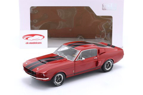Shelby GT500 Byggeår 1967 rød med sort striber 1:18 Solido