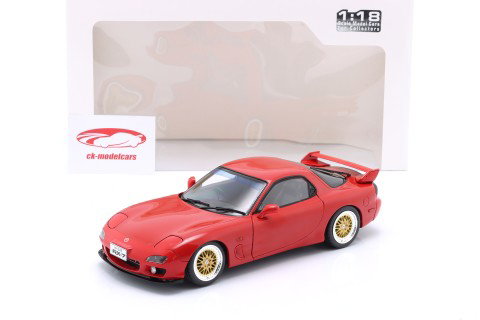 Mazda RX-7 Type RS (FD35) RHD Baujahr 1994 vintage rot 1:18 Solido