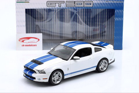 Shelby Cobra GT500 Año de construcción 2011 blanco / azul 1:18 Greenlight