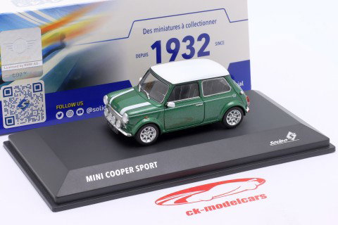 Mini Cooper Sport Pack год постройки 1994 British racing зеленый 1:43 Solido