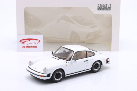 Porsche 911 (930) 3.0 SC Année de construction 1974 Grand Prix blanc 1:18 Solido