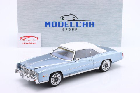 Cadillac Eldorado Convertible Byggeår 1976 lyseblå metallisk 1:18 ModelCar Group