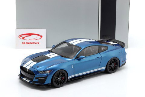 Ford Mustang Shelby GT500 Byggeår 2022 blå metallisk / hvid 1:18 Ixo