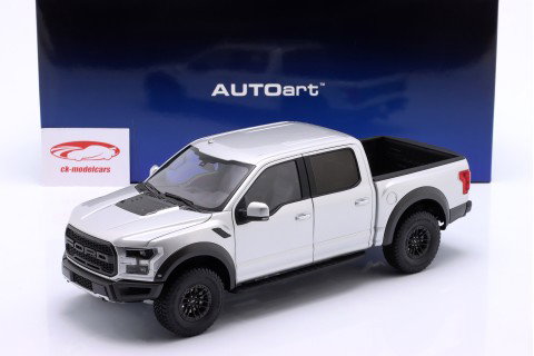 Ford F-150 Raptor Supercrew Pick-Up Byggeår 2019 sølv 1:18 AUTOart