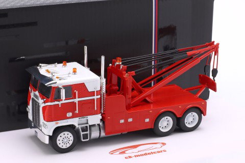Freightliner FLA bjærgningsvogn Byggeår 1987 rød / hvid 1:43 Ixo