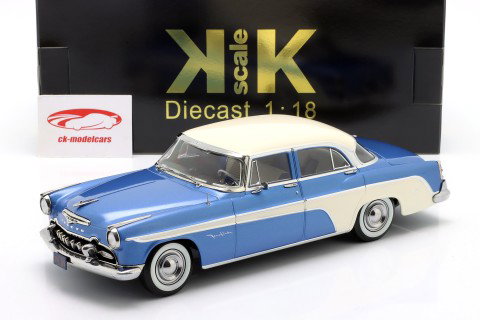 DeSoto Fireflite Sedan Ano de construção 1955 azul metálico/creme 1:18 KK-Scale