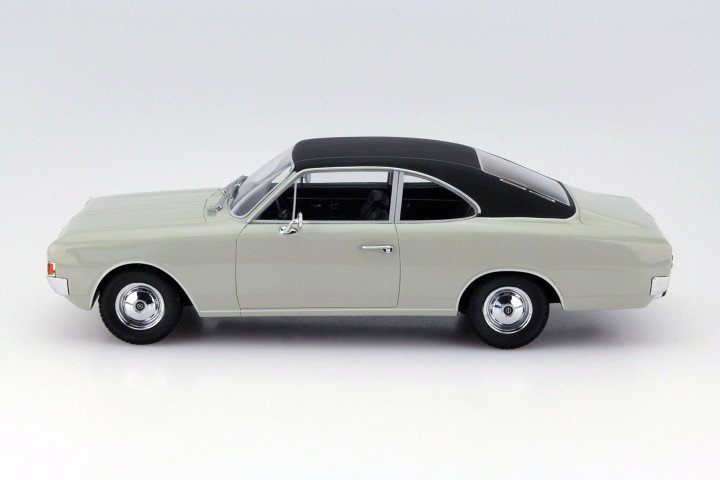 Opel Rekord C Coupe Baujahr 1966 grau 1:18 Minichamps