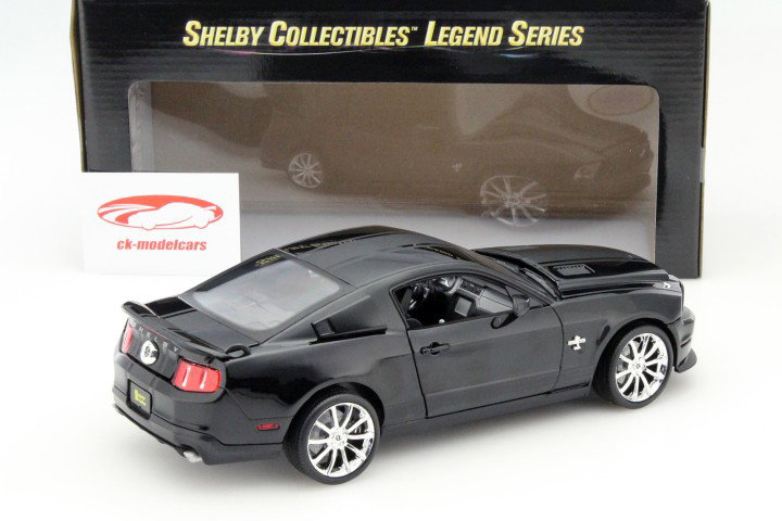 Shelby GT 500 Super Snake år 2010 sort 1:18 Shelby Collectibles