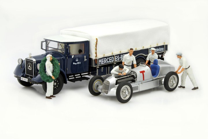 Set: 5x Figutec chiffres Mercedes LKW LO 2750 mit Mercedes W25 T-Car 1:18 CMC