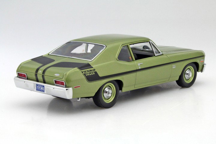 Chevrolet Nova L1/1 Yenko Deuce jaar 1970 groen 1:18 GMP