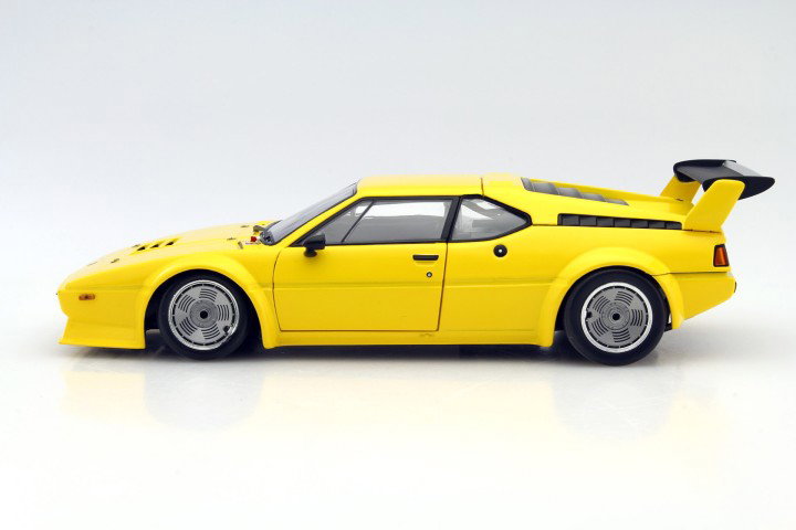 BMW M1 Pro Car Plain Body Version ano 1979 amarelo 1:18 Minichamps