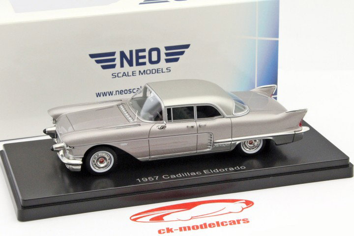 Cadillac Eldorado år 1957 beige metallic 1:43 Neo