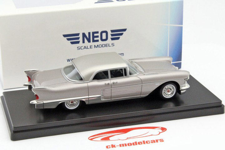 Cadillac Eldorado år 1957 beige metallic 1:43 Neo