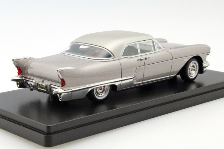 Cadillac Eldorado år 1957 beige metallic 1:43 Neo