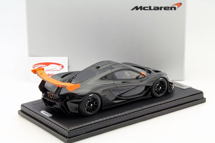 McLaren P1 GTR Construction year 2016 dark green / orange with showcase 1:18 Tecnomodel