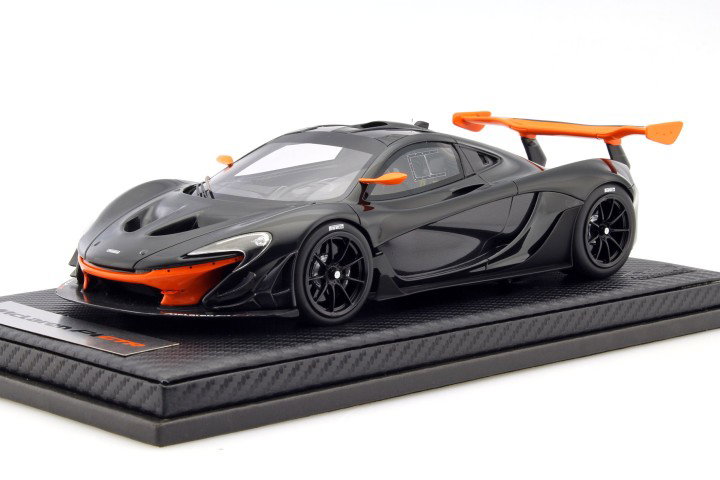 McLaren P1 GTR Construction year 2016 dark green / orange with showcase 1:18 Tecnomodel