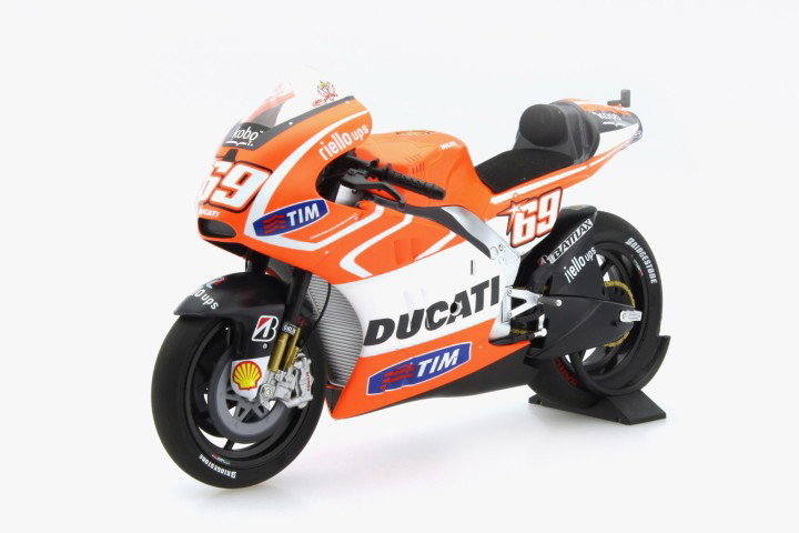 Nicky Hayden Ducati Desmosedici GP13 #69 MotoGP 2013 1:12 Minichamps