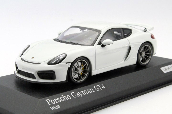 Porsche Cayman GT4 white 1:43 Minichamps