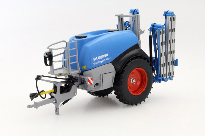 Lemken Pflanzenschutzspritze Vega 12 blue 1:32 Schuco