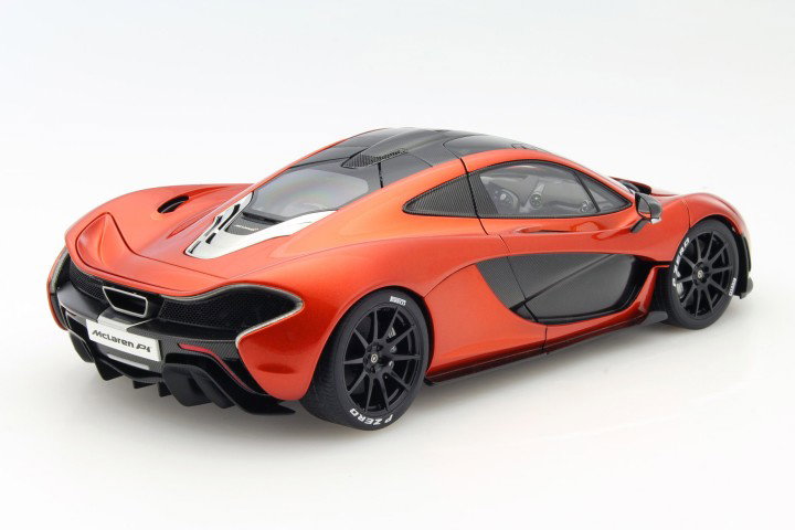 McLaren P1 année 2013 orange 1:18 AUTOart