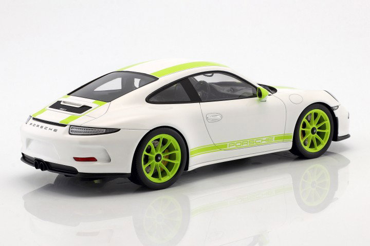 Porsche 911 (991) R year 2016 white / green with showcase 1:18 Spark