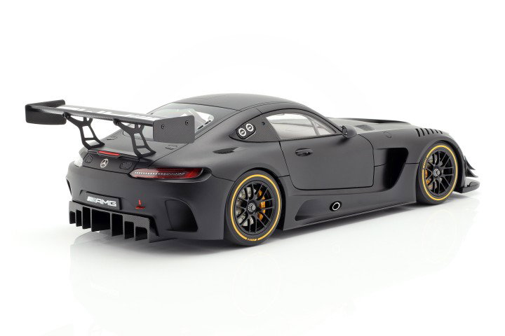 Mercedes-Benz AMG GT3 Plain Body Version 2015 black 1:18 AUTOart