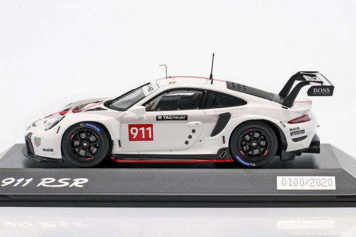 Porsche 911 (992) RSR WEC 2019 Présentation version 1:43 Spark