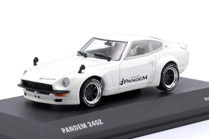 Datsun 240Z Pandem Rocket Bunny Byggeår 1973 hvid 1:43 Solido