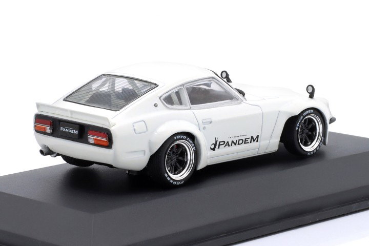 Datsun 240Z Pandem Rocket Bunny Byggeår 1973 hvid 1:43 Solido