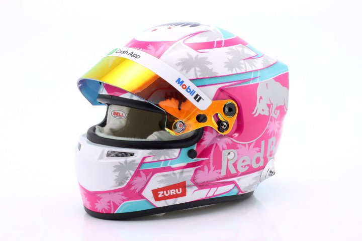 Liam Lawson Visa Cash App Racing Bulls #30 Miami GP formel 1 2025 hjelm 1:2 Bell