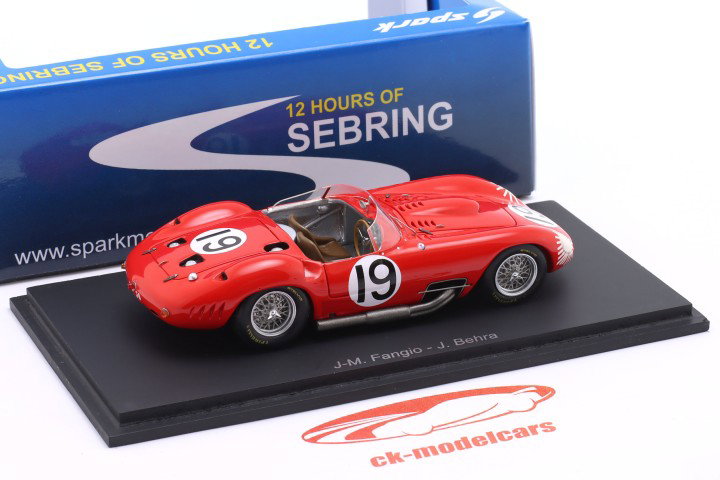 Maserati 450S #19 ganador 12h Sebring 1957 Behra, Fangio 1:43 Spark