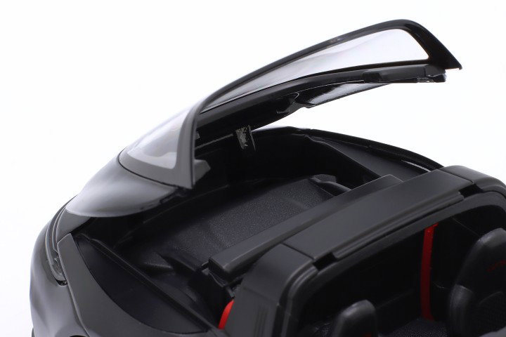 Porsche 911 (992.2) Targa 4 GTS Hybride Année de construction 2025 noir 1:18 Maisto