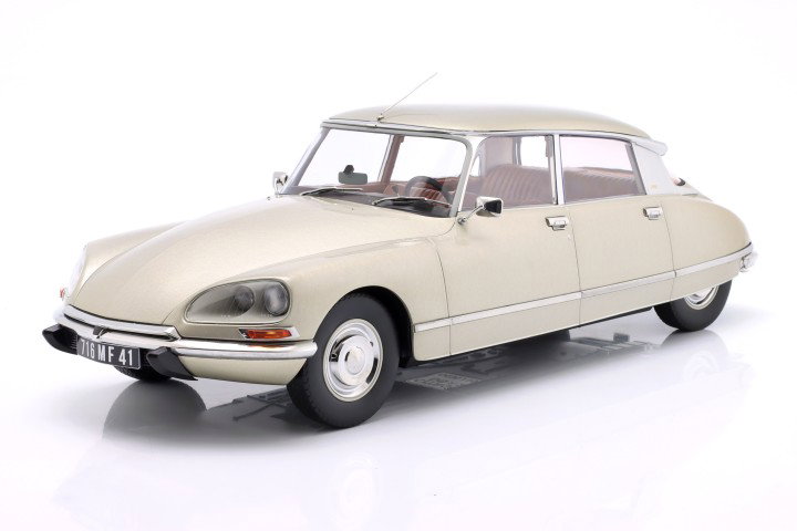 Citroen DS 23 Pallas Année de construction 1973 Tholonnet beige 1:12 Norev