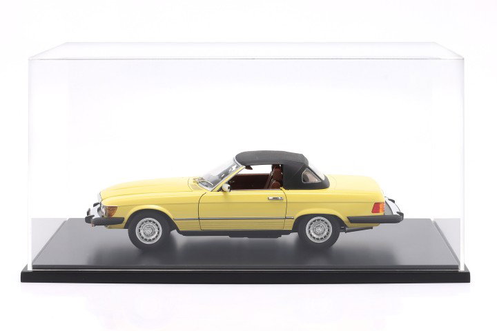 High-quality Acrylic display case for Truck models in scale 1:18 Jewel Cases