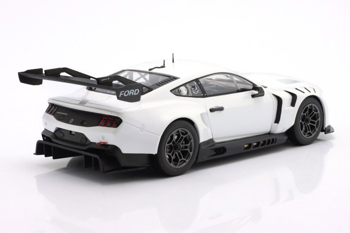 Ford Mustang GT3 Racing Spec Plain Body Version 2024 weiß 1:18 Ixo