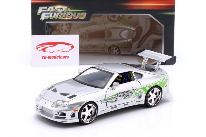 Brian's Toyota Supra filmserie Fast & Furious zilver / decor 1:24 Jada Toys