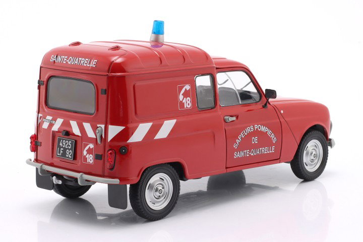 Renault 4LF4 Corpo de bombeiros Ano de construção 1976 vermelho 1:18 Solido