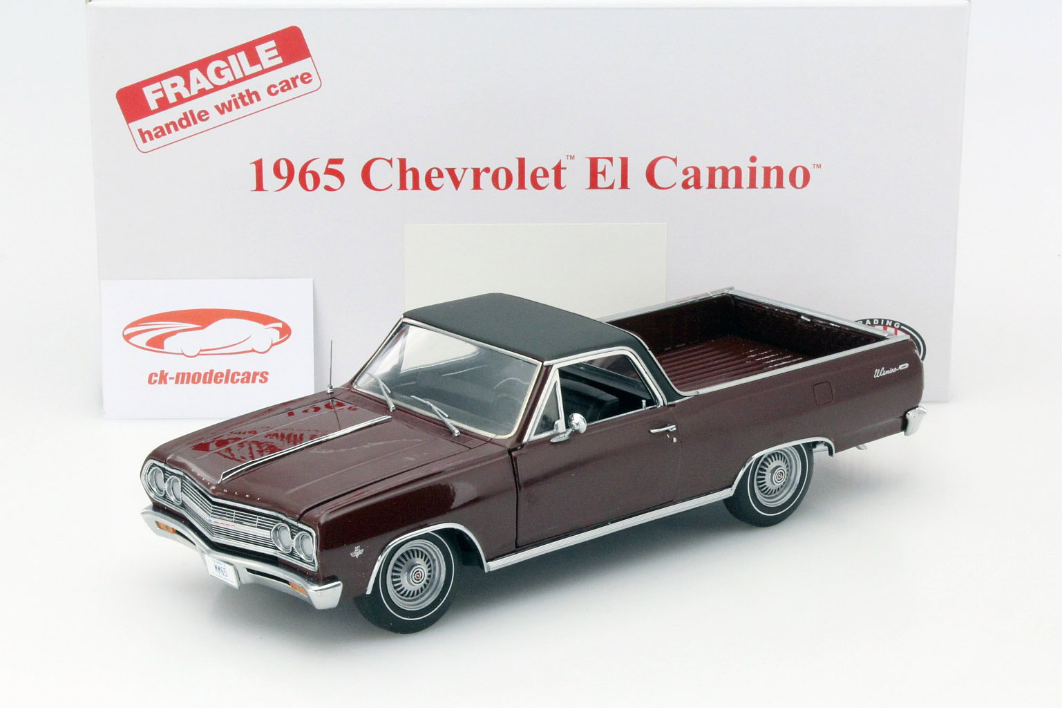 Chevrolet El Camino mit schwarzem Dach Baujahr 1965 rotbraun 1:18 GMP