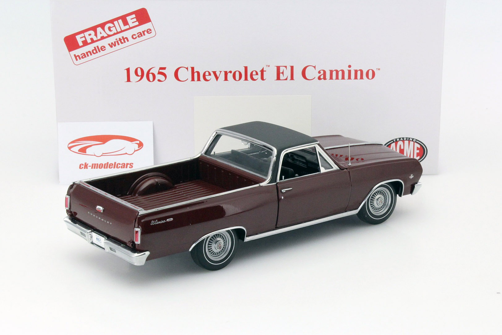 Chevrolet El Camino mit schwarzem Dach Baujahr 1965 rotbraun 1:18 GMP