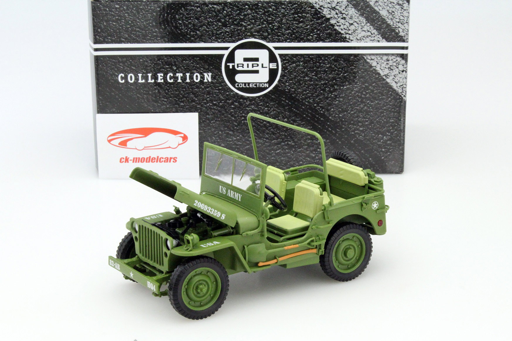 Jeep Willy's US Army met 4 soldaten jaar 1942 leger groen 1:18 Triple9