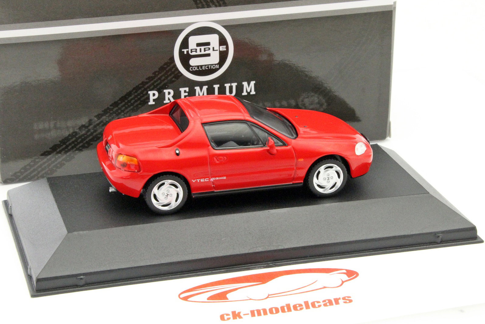 Honda CR-X Delsol Year 1992 red 1:43 Triple 9