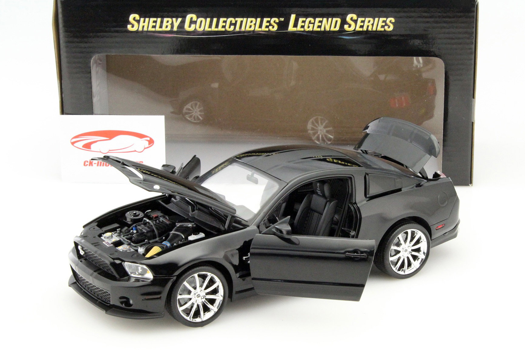 Shelby GT 500 Super Snake år 2010 sort 1:18 Shelby Collectibles