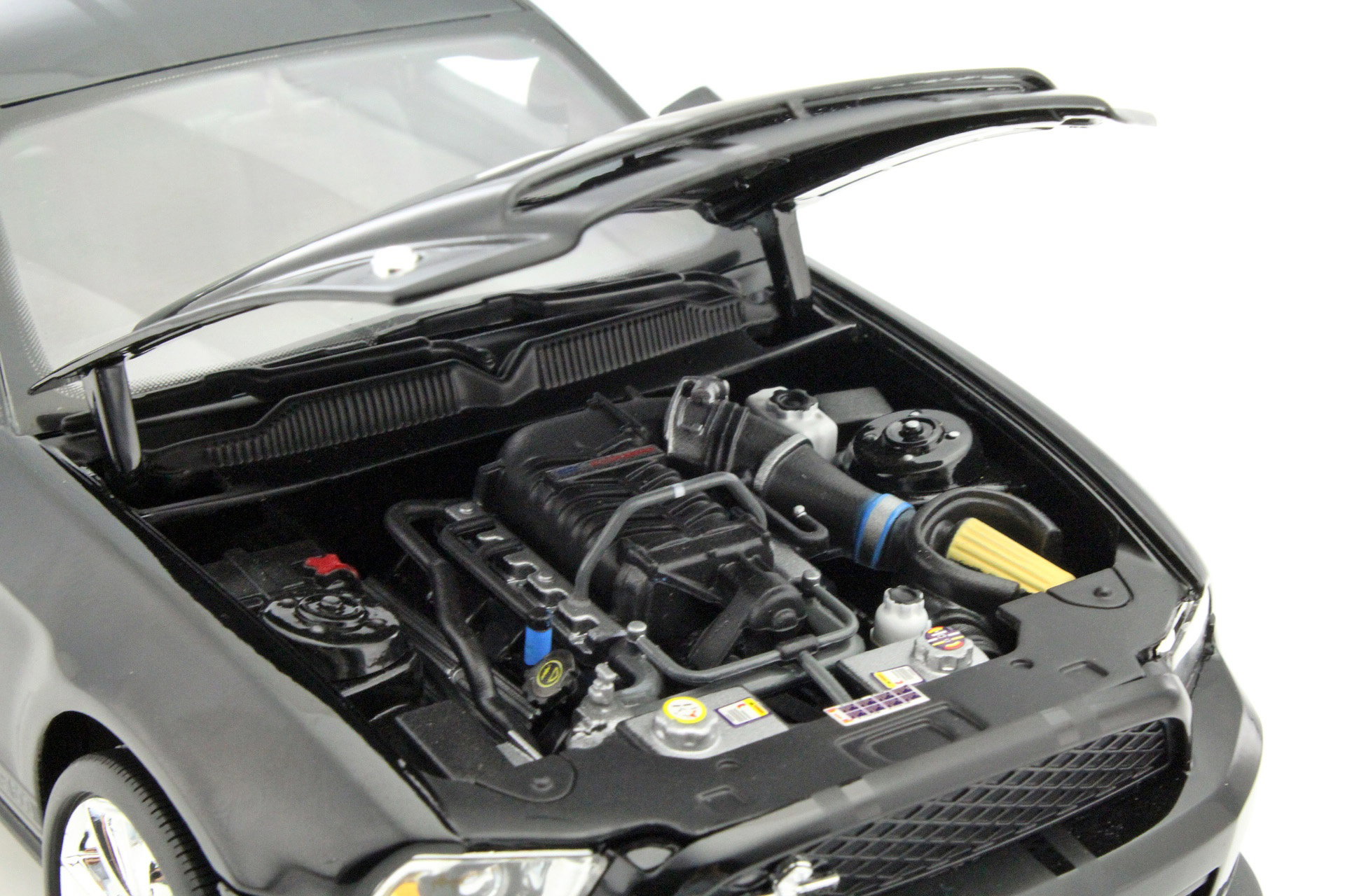 Shelby GT 500 Super Snake år 2010 sort 1:18 Shelby Collectibles