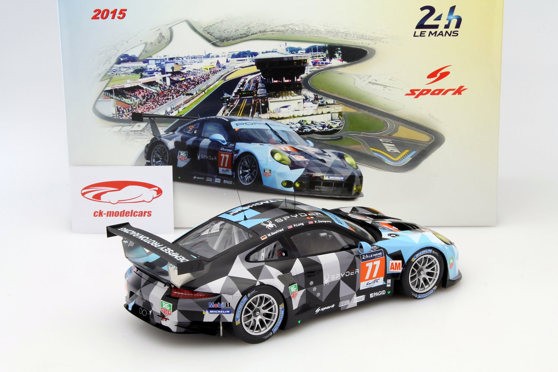Porsche 911 RSR #77 24h LeMans 2015 Dempsey, Long, Seefried 1:18 Spark