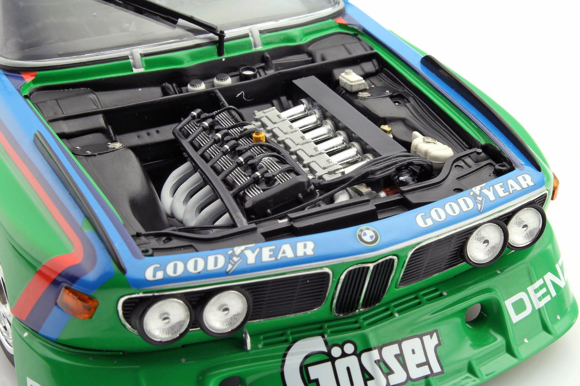 BMW 3.5 CSL Gr.5 #12 Winner 6h Zeltweg 1976 Quester, Nilsson 1:18 Minichamps