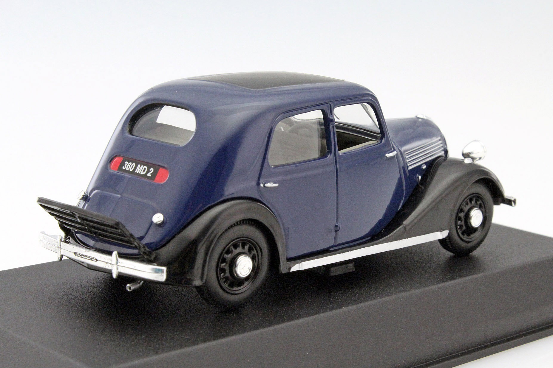 Renault Celtaquatre Year 1936 dark blue / black 1:43 Norev