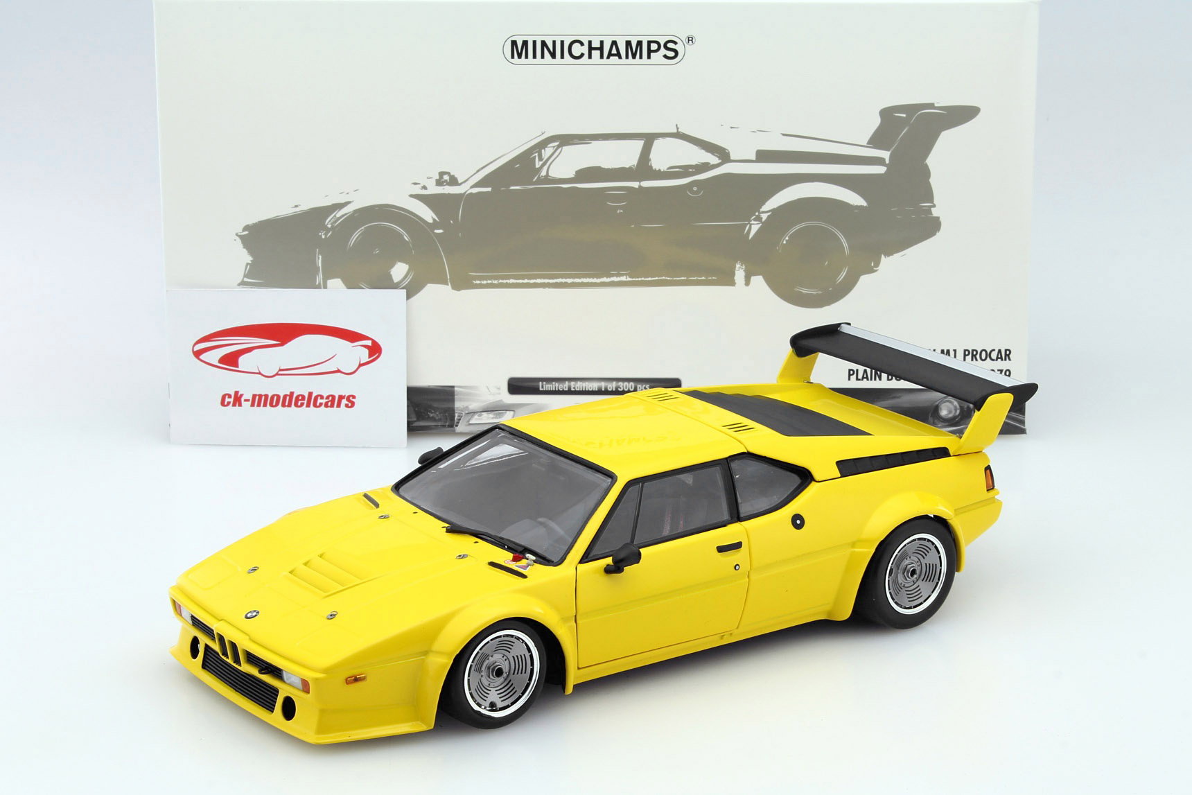 BMW M1 Pro Car Plain Body Version ano 1979 amarelo 1:18 Minichamps