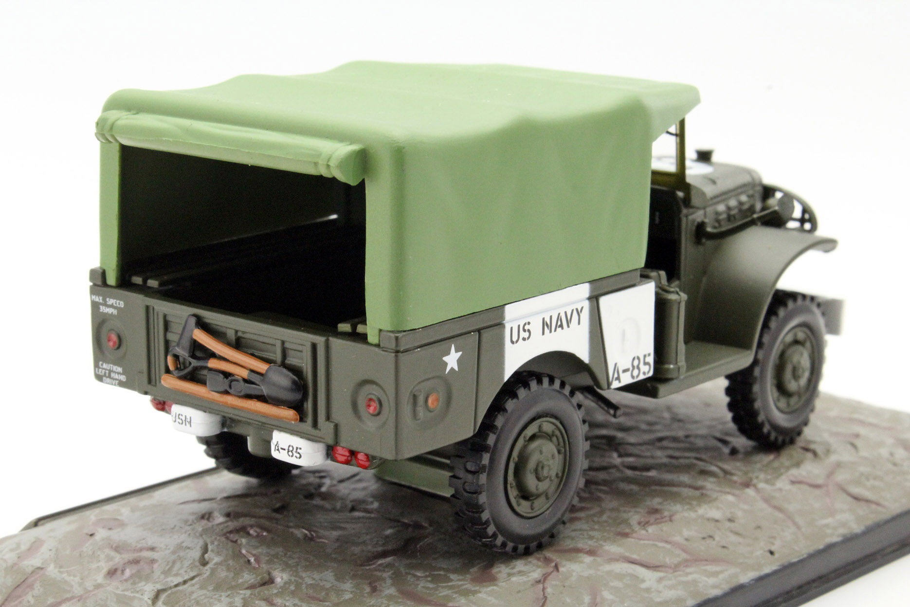 Dodge Truck WC 51 USA 1945 green 1:43 Atlas