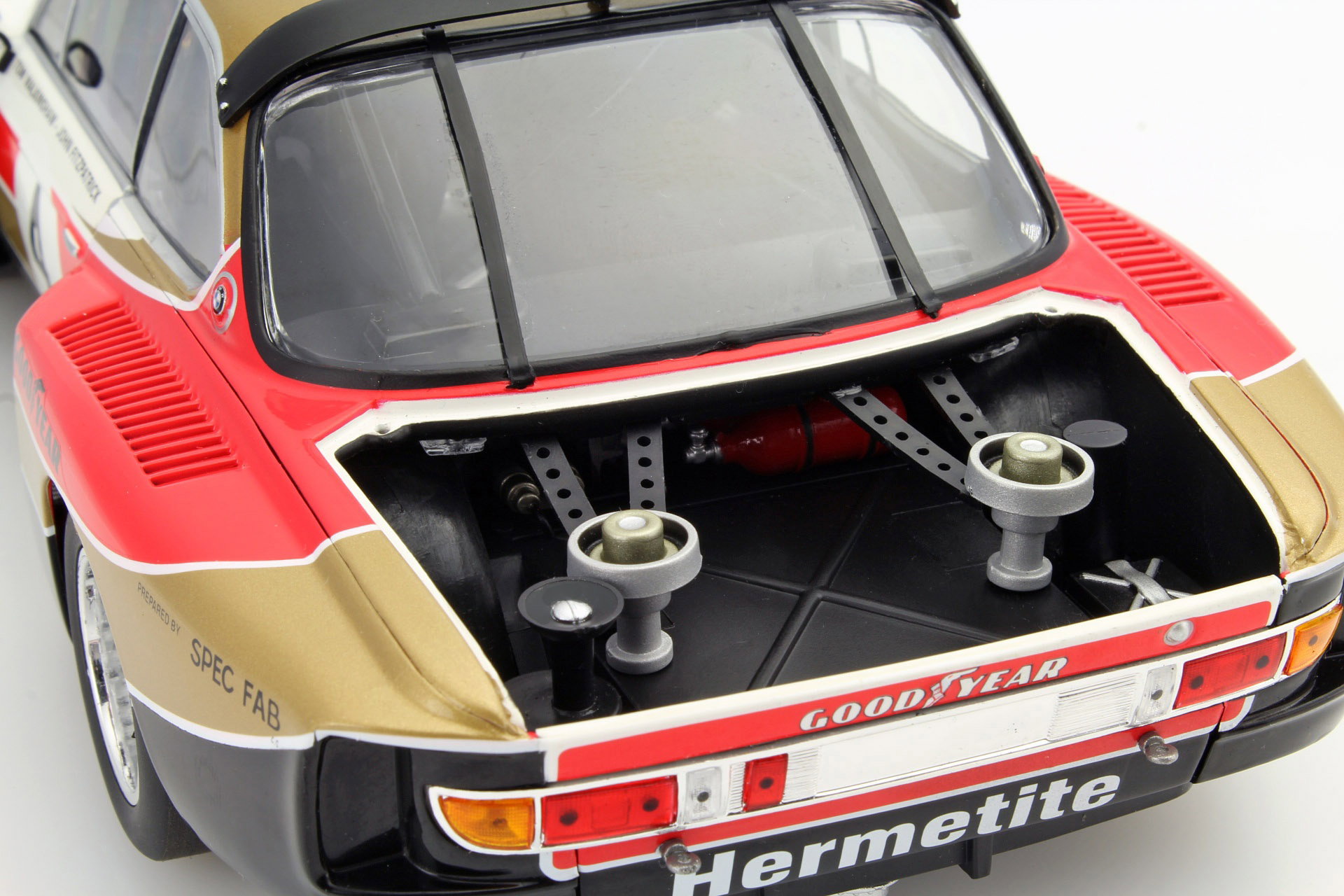 BMW 3.5 CSL Gr.5 #4 Winner 6h Silverstone 1976 Fitzpatrick, Walkinshaw 1:18 Minichamps